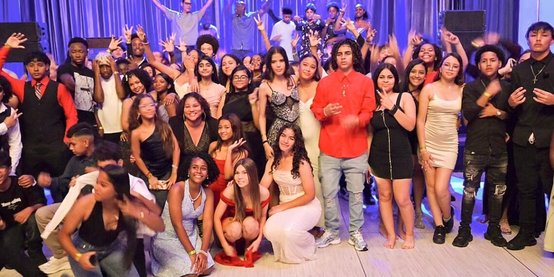 Maria College MAVO Students Celebrate Easter Dinner Joyfully