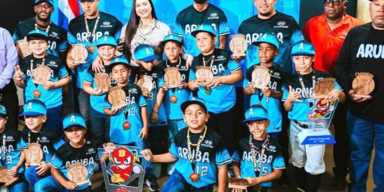 Minister Honors Young Baseball Players After Major Success in Punta Cana Minister Honors Young Baseball Players After Major Success in Punta Cana