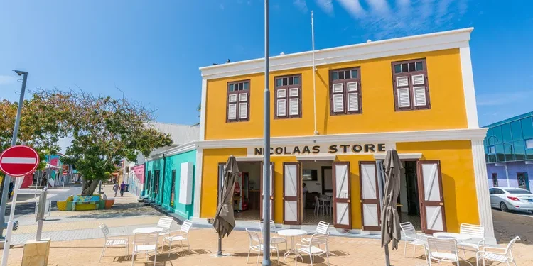 This ‘Forgotten’ City in Aruba Is Turning Into a Hotspot for Art and Culture