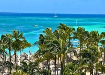 Why Aruba Is the Perfect Romantic Getaway for Couples