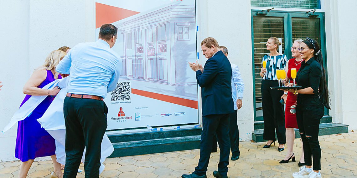 Official Transfer of John G. Eman Building Marks Concrete Step in Oranjestad Revitalization