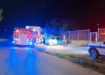 Police and Firefighters Respond to Early Morning Fire in Santa Cruz