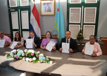 Government and Teacher Unions SIMAR, SEPPA, and TOPA Sign First Phase of Salary Restructuring