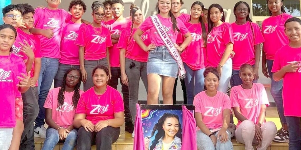 Filomena College Rallies Behind Candidate Zizi Geerman for Youth Carnival Queen apoyo filomena coll large
