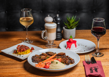 January Special at Café the Plaza: 3-Course Lunch or Dinner for 49 Florins