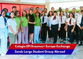 carnival cruise line donates 15 (42)