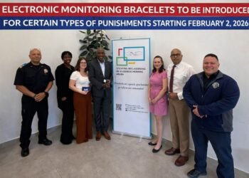 carnival cruise line donates 15 (57)