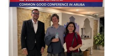 carnival cruise line donates 15 (59)