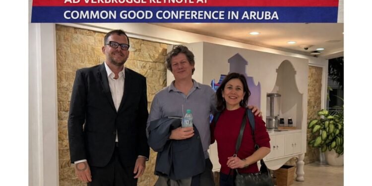carnival cruise line donates 15 (59)