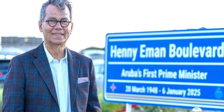 develo henny eman boulevard large