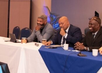 reunion sxm 011 large