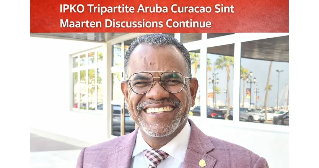 carnival cruise line donates 15 (11)