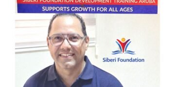 carnival cruise line donates 15 (90)