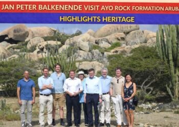 carnival cruise line donates 15 (99)