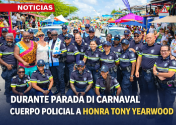 Durante Parada di Carnaval Cuerpo Policial a honra