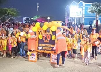 Paradera Schools Celebrate Carnival with Jump-Up Parade