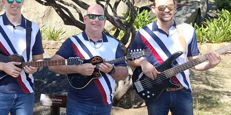 Strings instrumental music Aruba