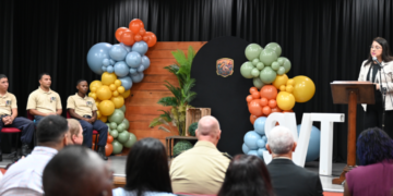 Minister Wyatt-Ras Sociaal Vormingstraject