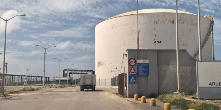 Aruba refinery maintenance issue