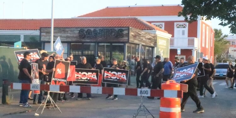 SEPPA protest HOFA Aruba