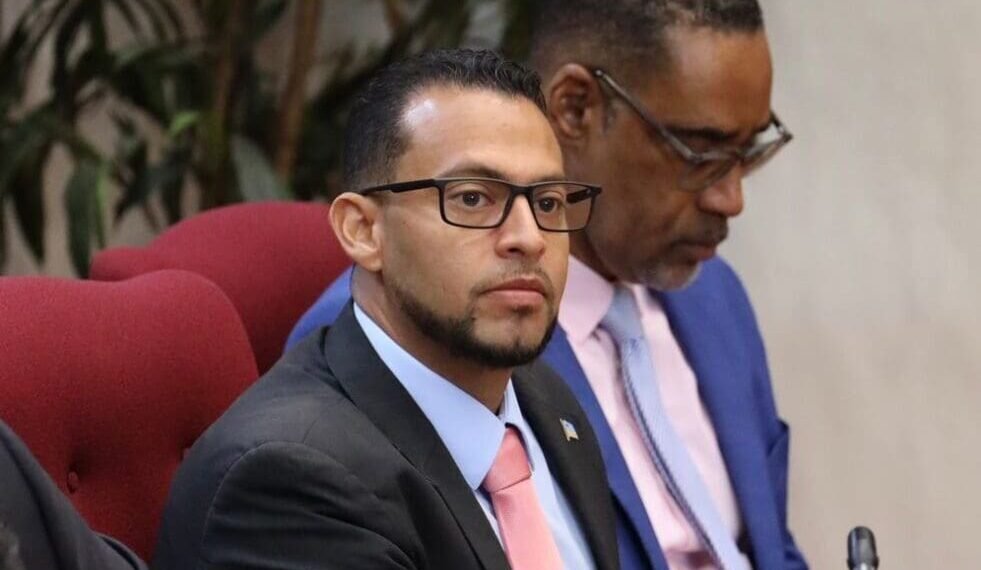 kelly government prices