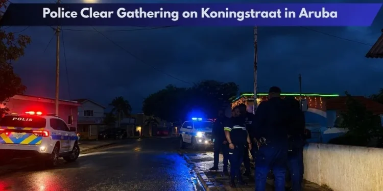 Police Clear Gathering on Koningstraat in Aruba