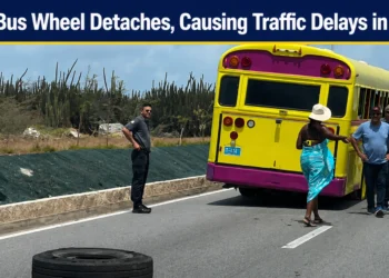 tour bus wheel detaches