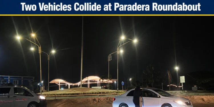 Two Vehicles Collide at Paradera Roundabout two vehicles collide