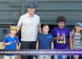 governor boekhoudt leads aruba students on educational arikok nature walk