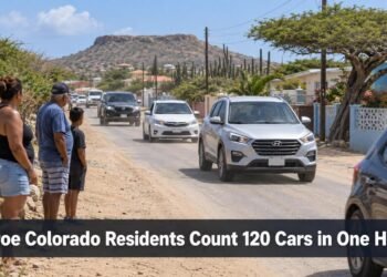 Seroe Colorado Residents Count 120 Cars in One Hour