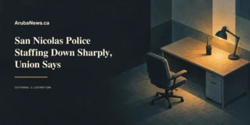Conceptual editorial illustration of an empty office chair, a radio and a lamp-lit desk, with the headline about San Nicolas police staffing; not an actual police station.
